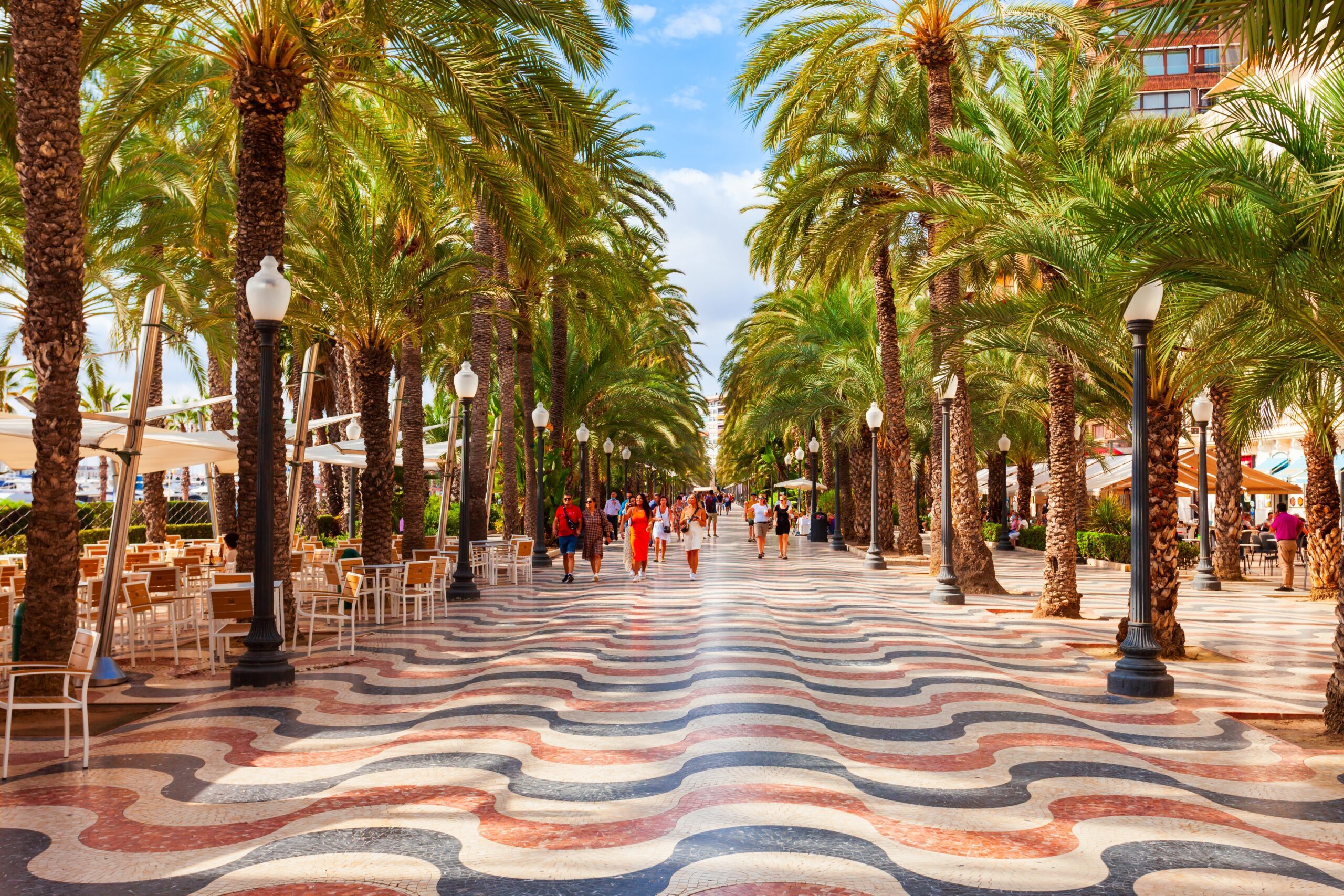 Alicante,,Spain,-,October,18,,2021:,Promenade,Near,The,Port