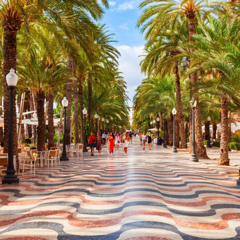 Alicante,,Spain,-,October,18,,2021:,Promenade,Near,The,Port